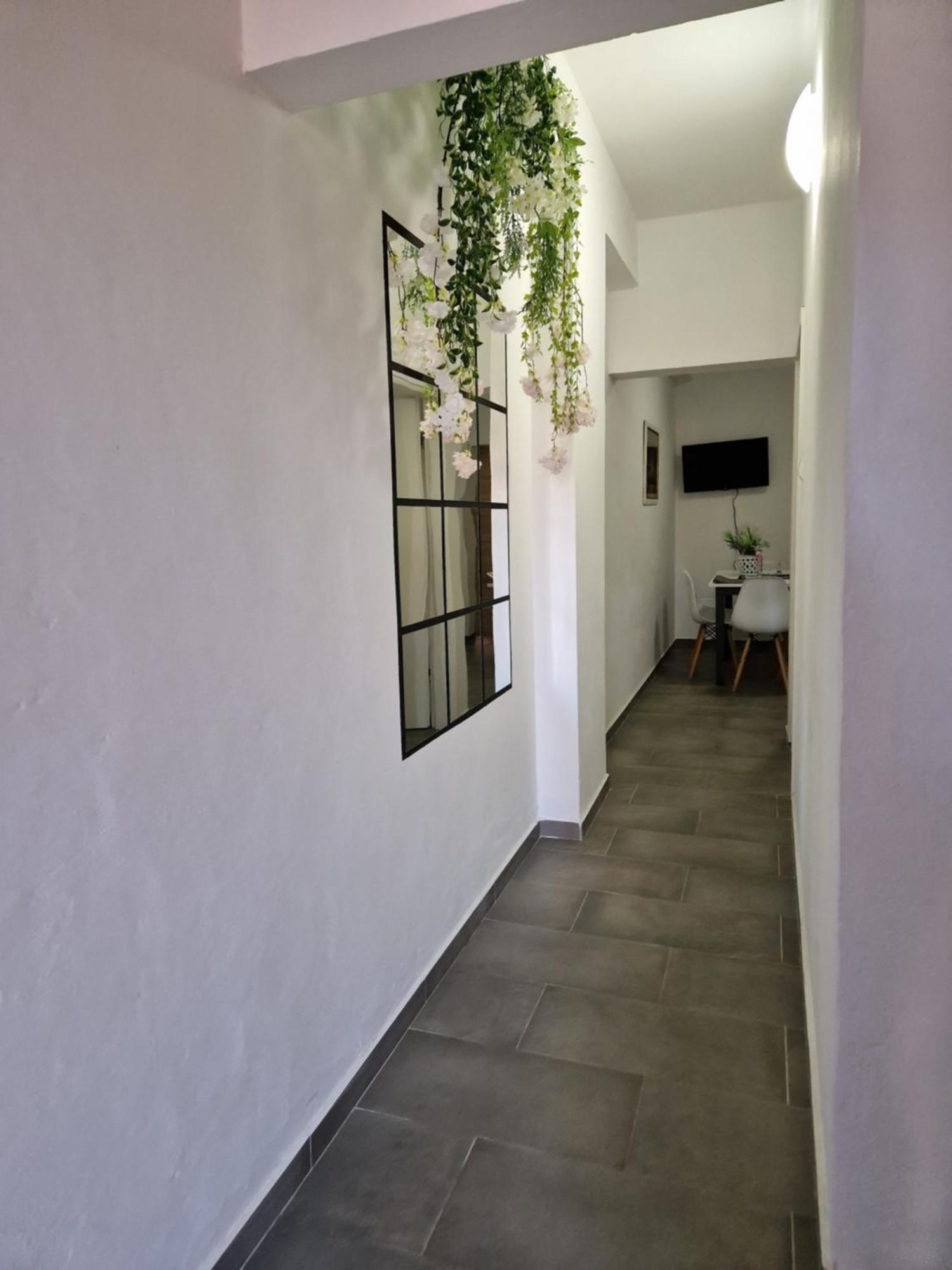 Aurelia Apartments, Vir Buitenkant foto