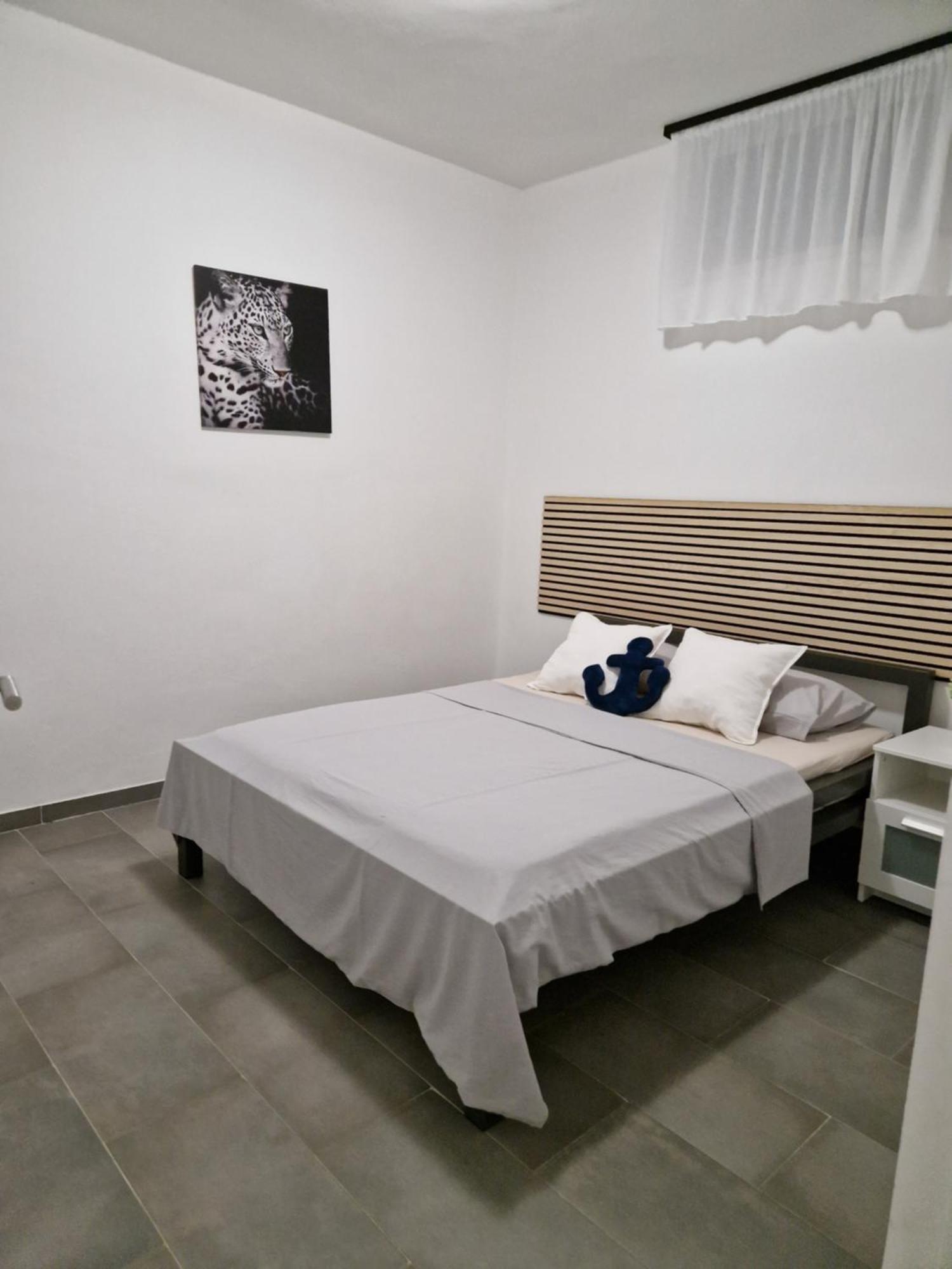 Aurelia Apartments, Vir Buitenkant foto