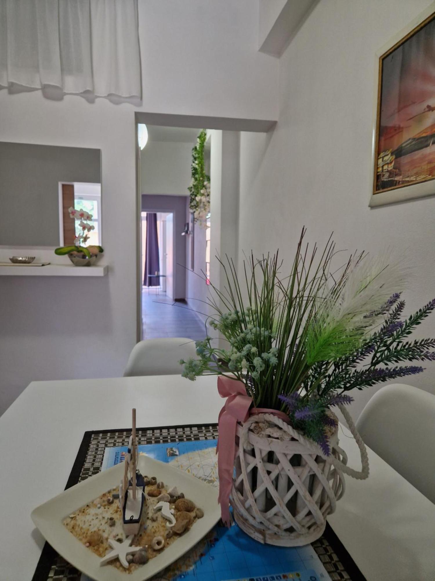 Aurelia Apartments, Vir Buitenkant foto