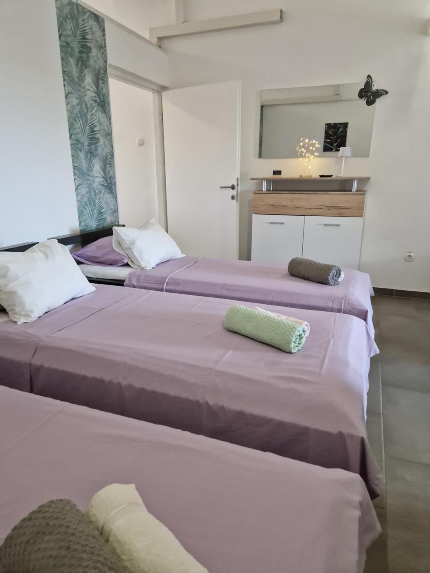 Aurelia Apartments, Vir Buitenkant foto