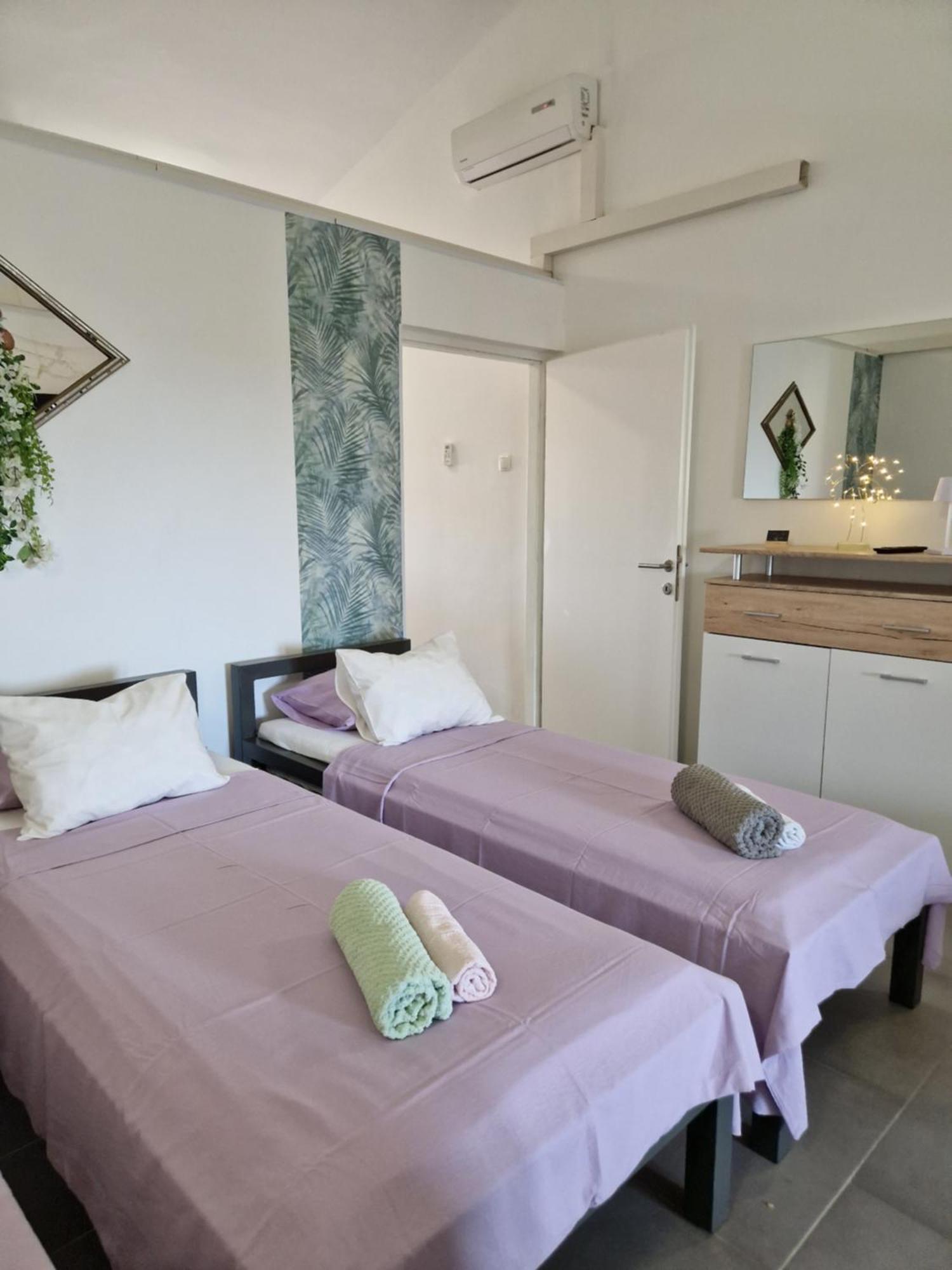 Aurelia Apartments, Vir Buitenkant foto