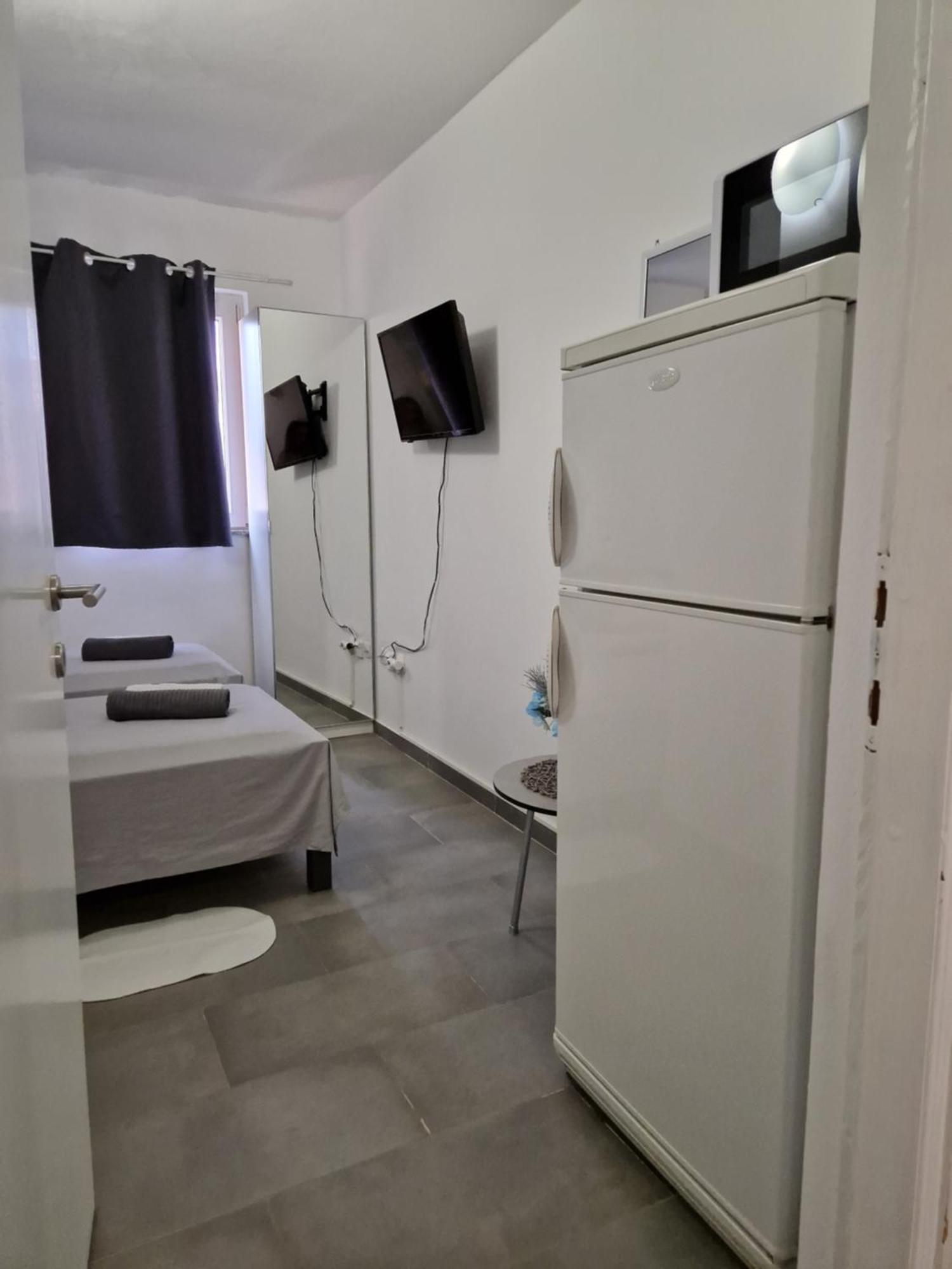 Aurelia Apartments, Vir Buitenkant foto