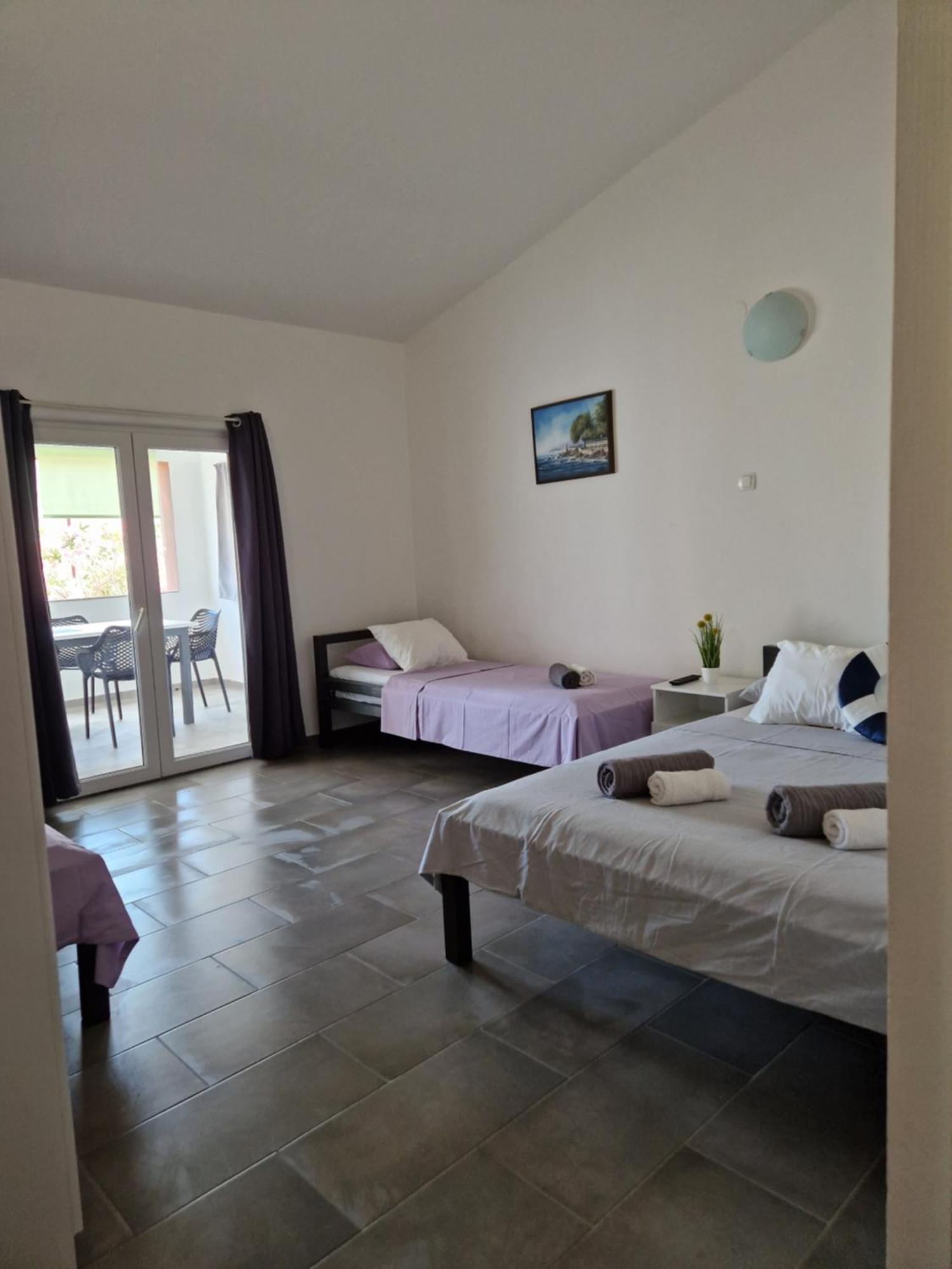 Aurelia Apartments, Vir Buitenkant foto